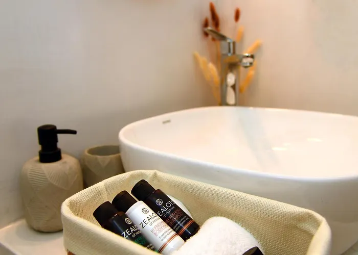 Petite شقة باتسي