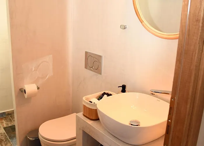 Petite شقة باتسي